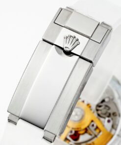 Replica Rolex Cosmograph Daytona Sonic Factory Crystal Case 2