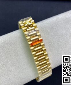 Replica Rolex Day-Date M128238-0069 Yellow Gold Ew Factory Gradual Green Dial 2