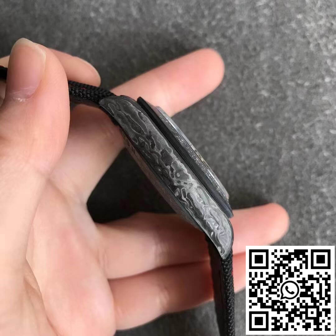 Replica Rolex Daytona Cosmograph Carbon Fiber Diw Customized Version Noob Factory Black Dial 7 Replica Rolex Daytona Cosmograph Carbon Fiber Diw Customized Version Noob Factory Black Dial 7