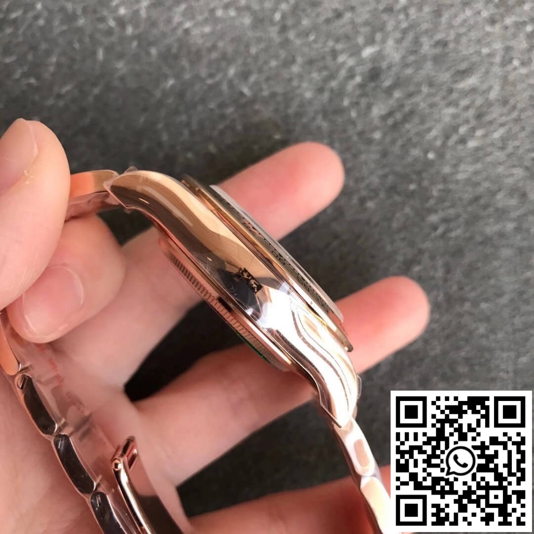 Replica Rolex Daytona M116505-0008 Noob Factory Black Dial 7 Replica Rolex Daytona M116505-0008 Noob Factory Black Dial 7