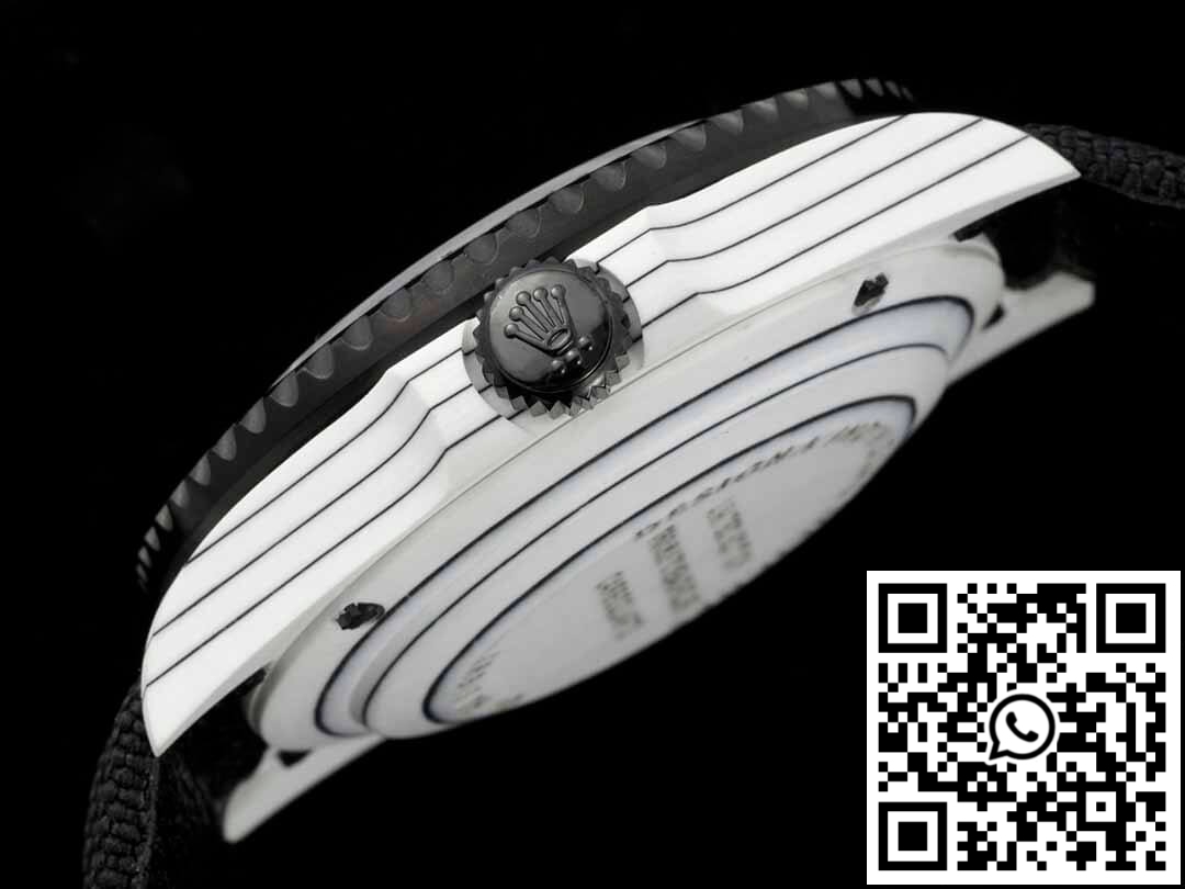 Replica Rolex Sea-Dweller Diw Factory Carbon Fiber Black Strap 8 Replica Rolex Sea-Dweller Diw Factory Carbon Fiber Black Strap 8