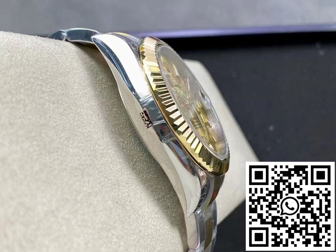 Replica Rolex Sky Dweller M326933-0001 V2 Noob Factory Champagne Dial 10 Replica Rolex Sky Dweller M326933-0001 V2 Noob Factory Champagne Dial 10