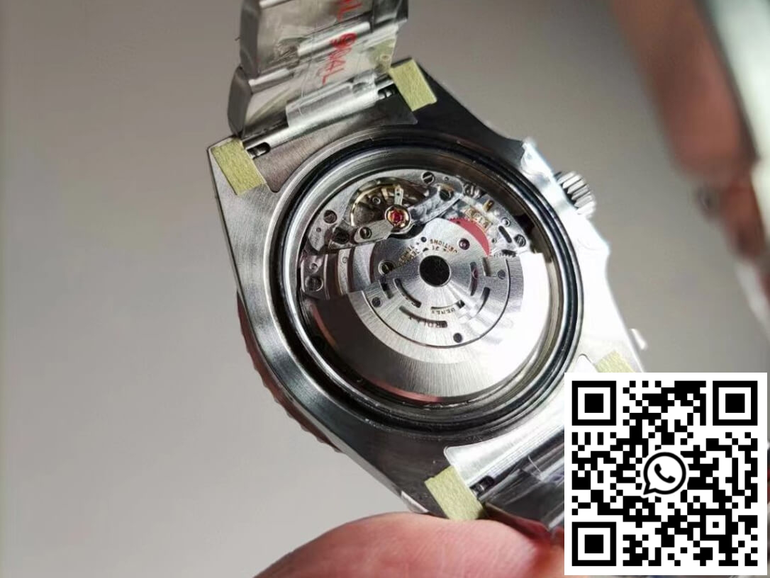 Replica Rolex Submariner 116610Lv-97200 Clean Factory V4 Green Dial 2 Replica Rolex Submariner 116610Lv-97200 Clean Factory V4 Green Dial 2