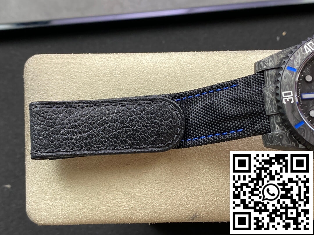 Replica Rolex Submariner Vs Factory Sea-Dweller Carbon Fiber Dial 2 Replica Rolex Submariner Vs Factory Sea-Dweller Carbon Fiber Dial 2