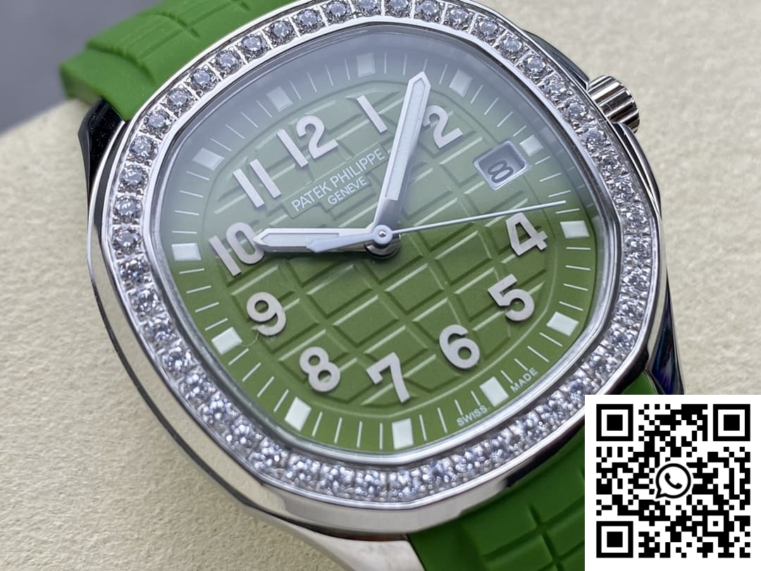 Replica Patek Philippe Aquanaut 5267-200A-011 Gr Factory Date Display 4 Replica Patek Philippe Aquanaut 5267-200A-011 Gr Factory Date Display 4