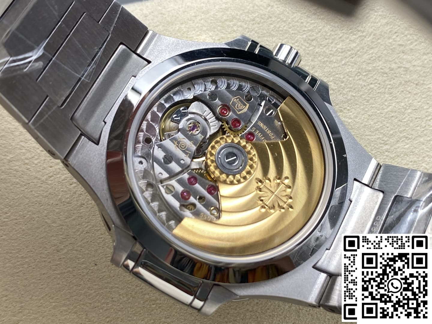 Replica Patek Philippe Nautilus 5711 Gr Factory White Dial 10 Replica Patek Philippe Nautilus 5711 Gr Factory White Dial 10