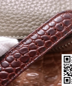 Replica Cartier Tank W5200026 V9 Factory Rose Gold White Dial 2