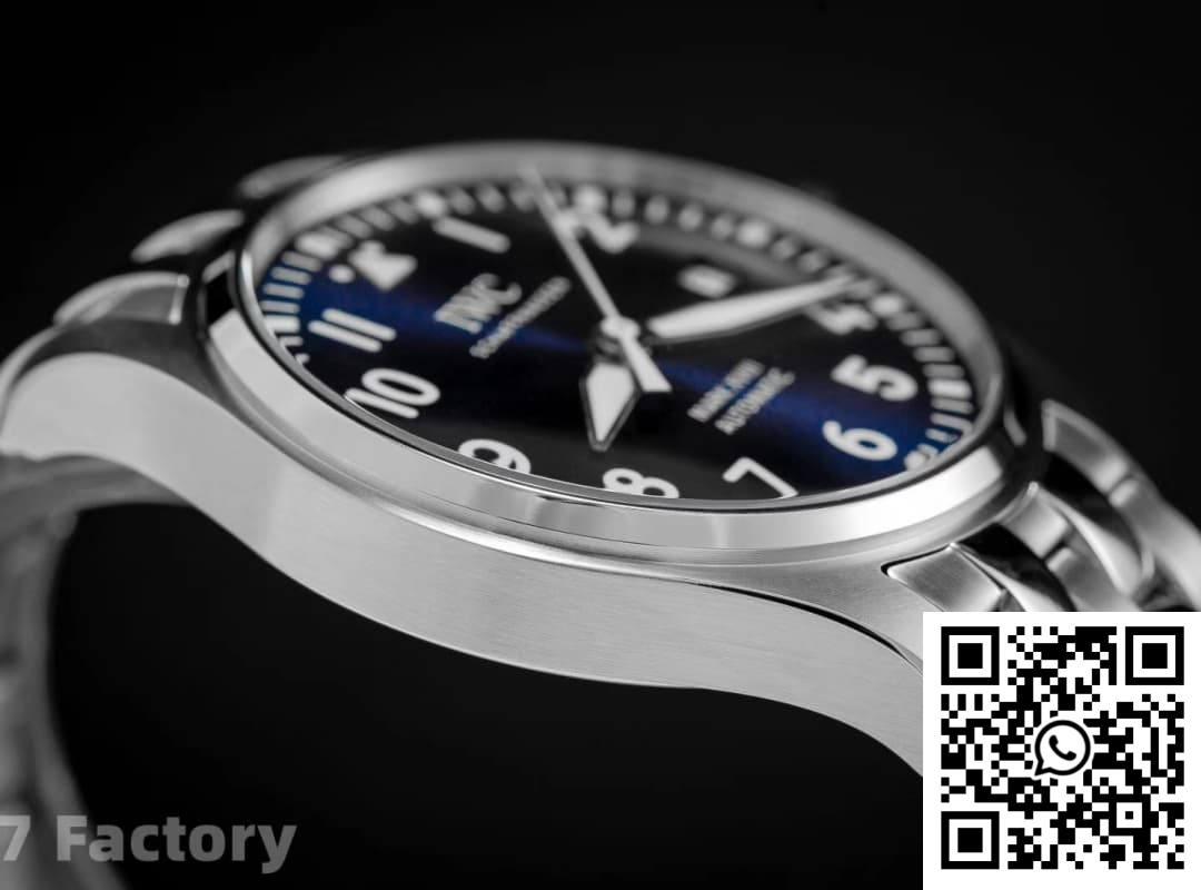 Replica Iwc Pilot Iw327016 V9 Factory Stainless Steel Strap Super Clone 8 Replica Iwc Pilot Iw327016 V9 Factory Stainless Steel Strap Super Clone 8